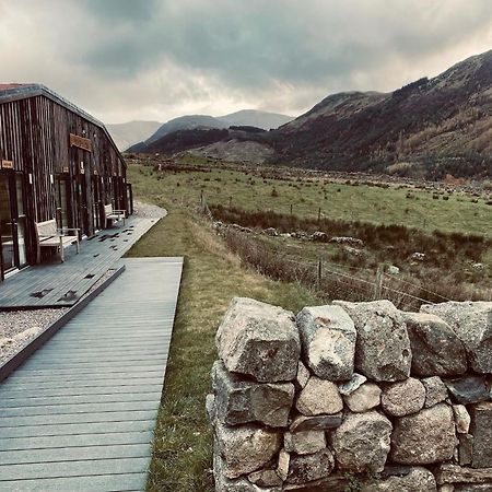 Ben Nevis Inn Rooms ฟอร์ตวิลเลียม ภายนอก รูปภาพ