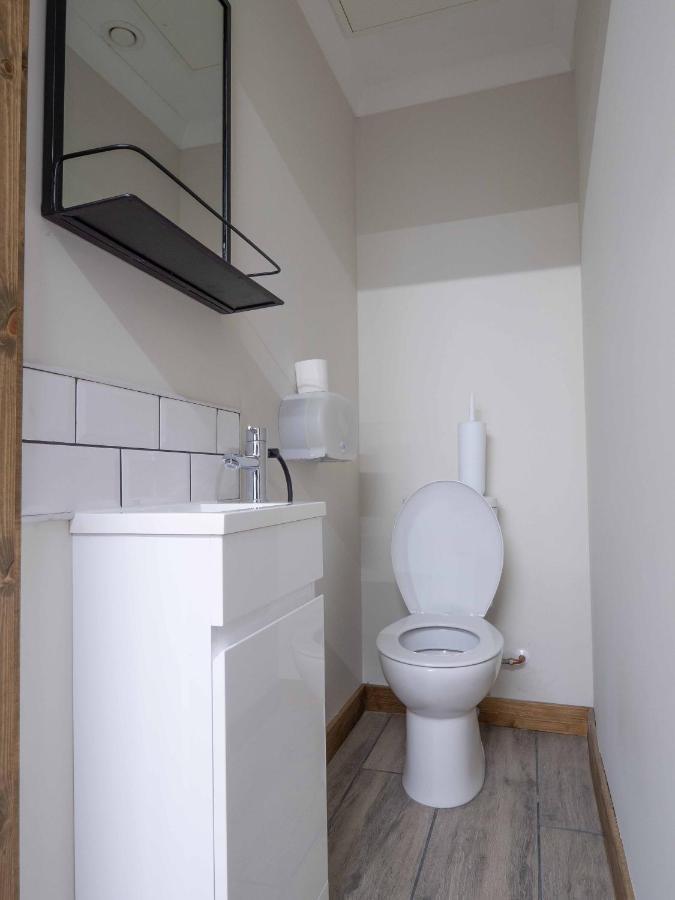 Ben Nevis Inn Rooms ฟอร์ตวิลเลียม ภายนอก รูปภาพ