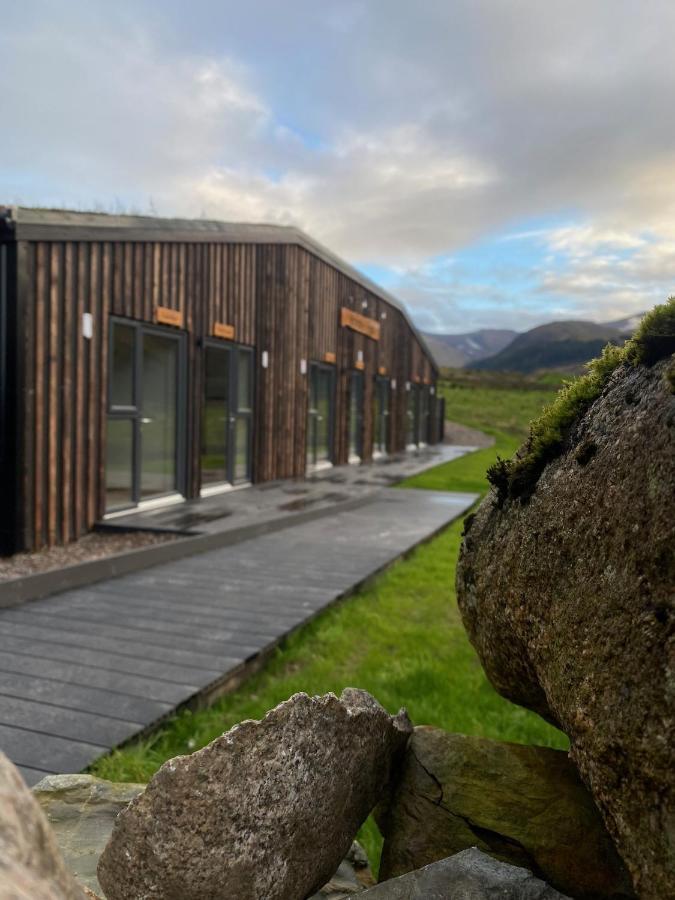 Ben Nevis Inn Rooms ฟอร์ตวิลเลียม ภายนอก รูปภาพ