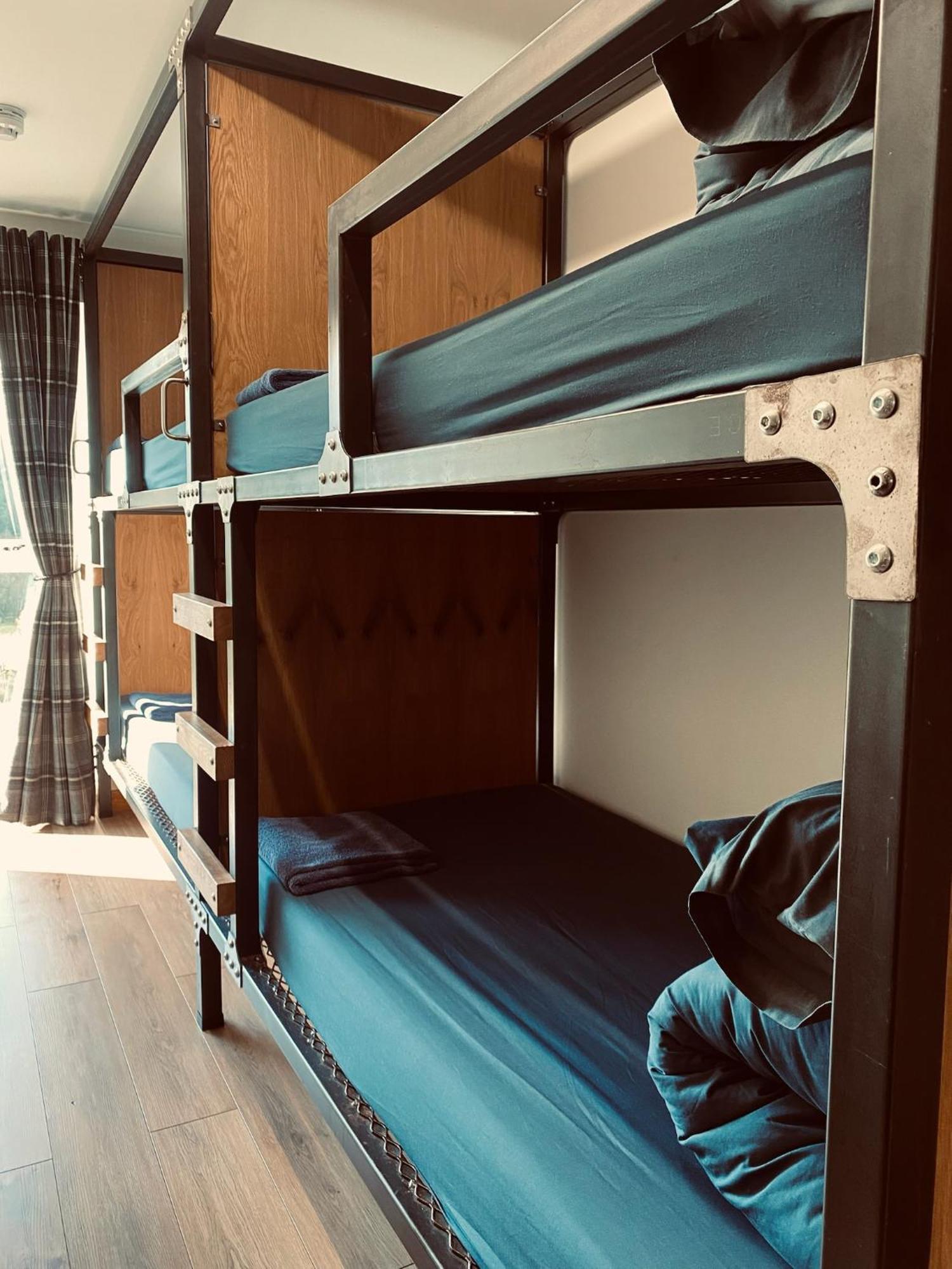 Ben Nevis Inn Rooms ฟอร์ตวิลเลียม ภายนอก รูปภาพ
