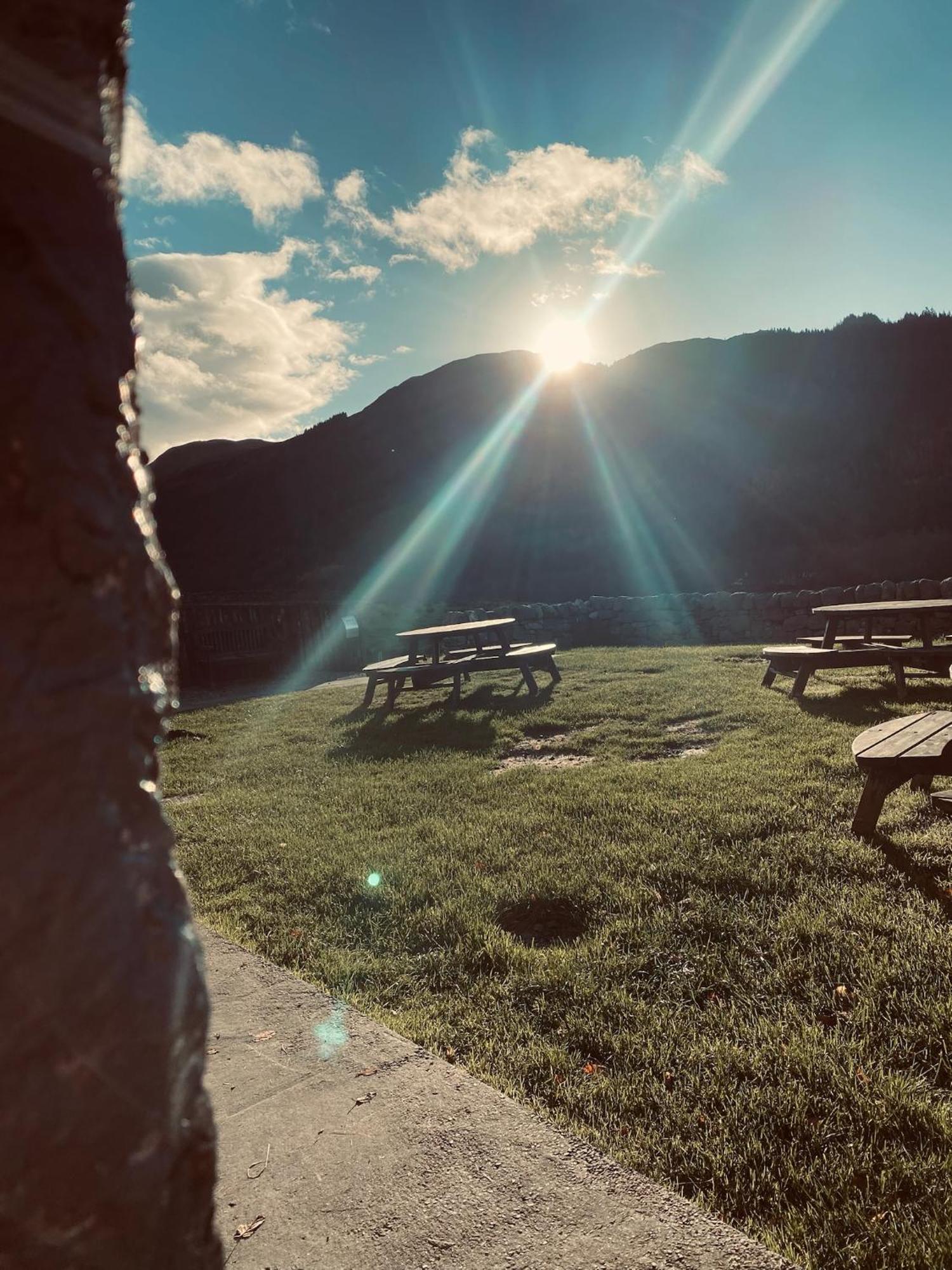 Ben Nevis Inn Rooms ฟอร์ตวิลเลียม ภายนอก รูปภาพ